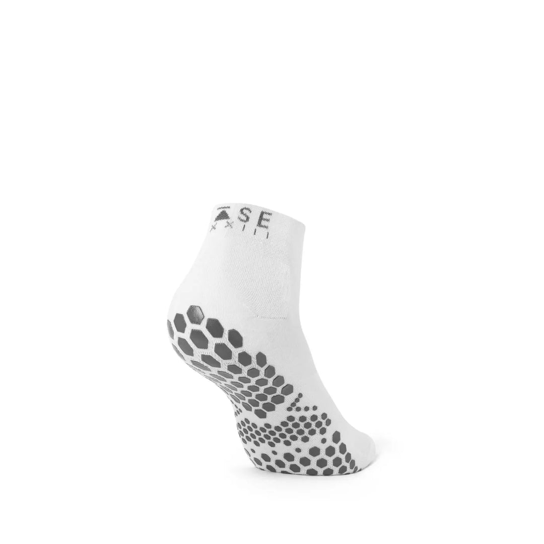 BASE 33 Low Rise Grip Socks