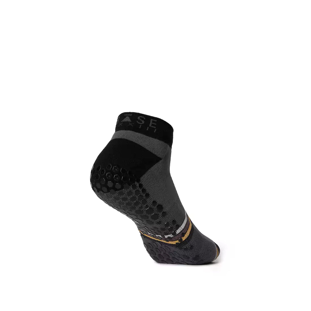 BASE 33 Low Rise Grip Socks